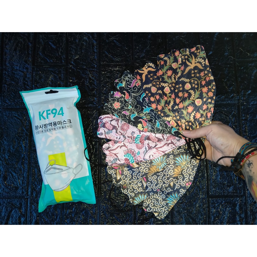 KF94 Batik isi 10 mix/ 3PLY/KF94