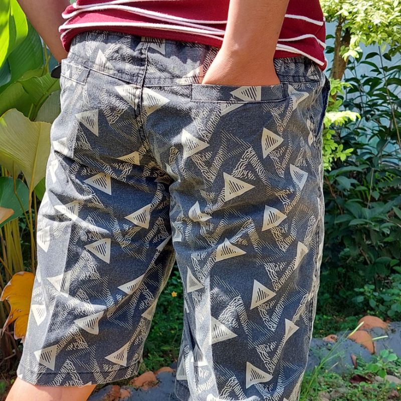 CELANA PENDEK PRIA MOTIF STYLISH SIZE 33 PREMIUM by LDR