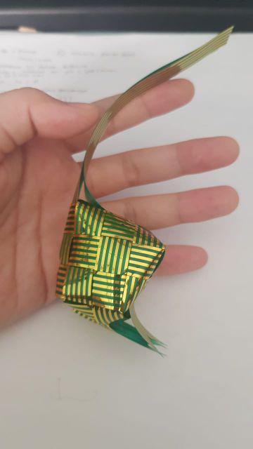 Ready Stock | 1 Pc | Ornament Hiasan Ketupat Lebaran Garis Emas
