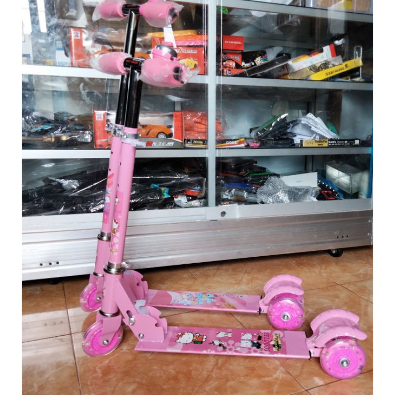 scooter anak roda 3 ada led