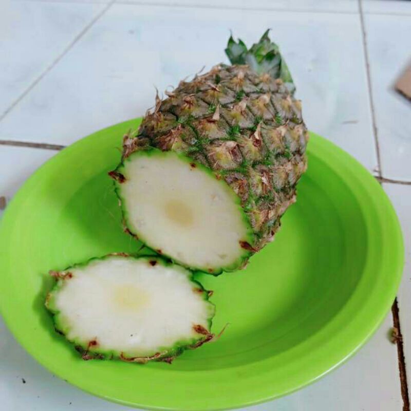 

1kg nanas muda/mentah herbal