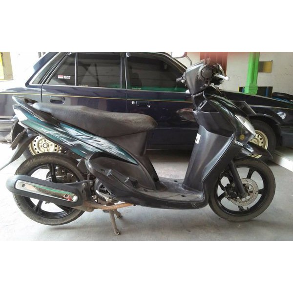 stiker striping motor yamaha mio sporty 2009 hitam