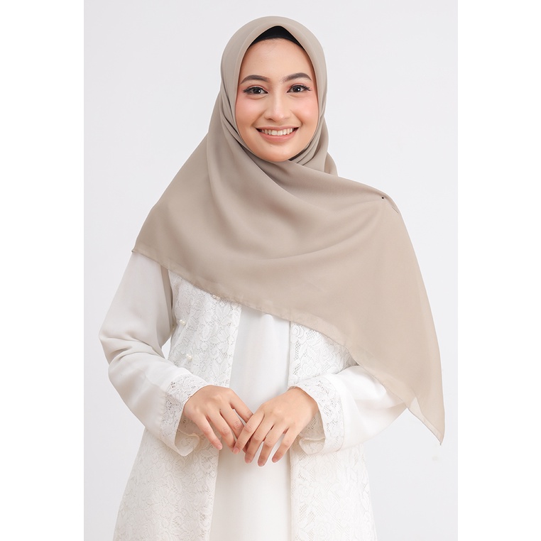 Umama Scarf - Kerudung Polos Segi Empat Potton Square-stone grey