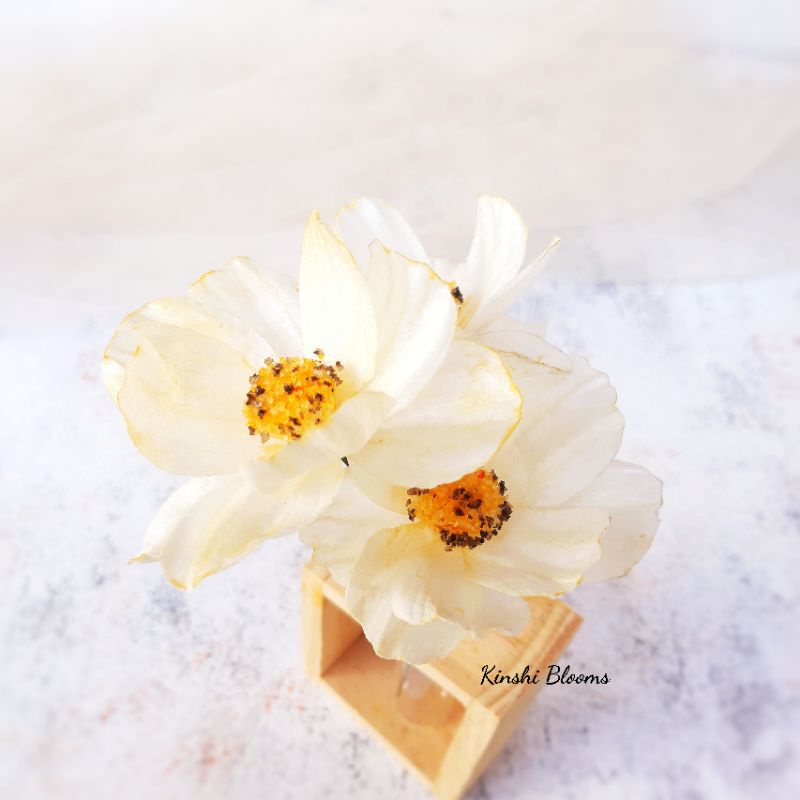 

wafer paper cosmos / wafer paper flower/ bunga wafer paper cosmos