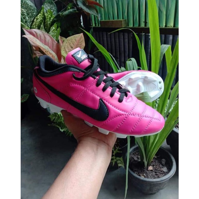 Sepatu Bola Kulit sapi Asli