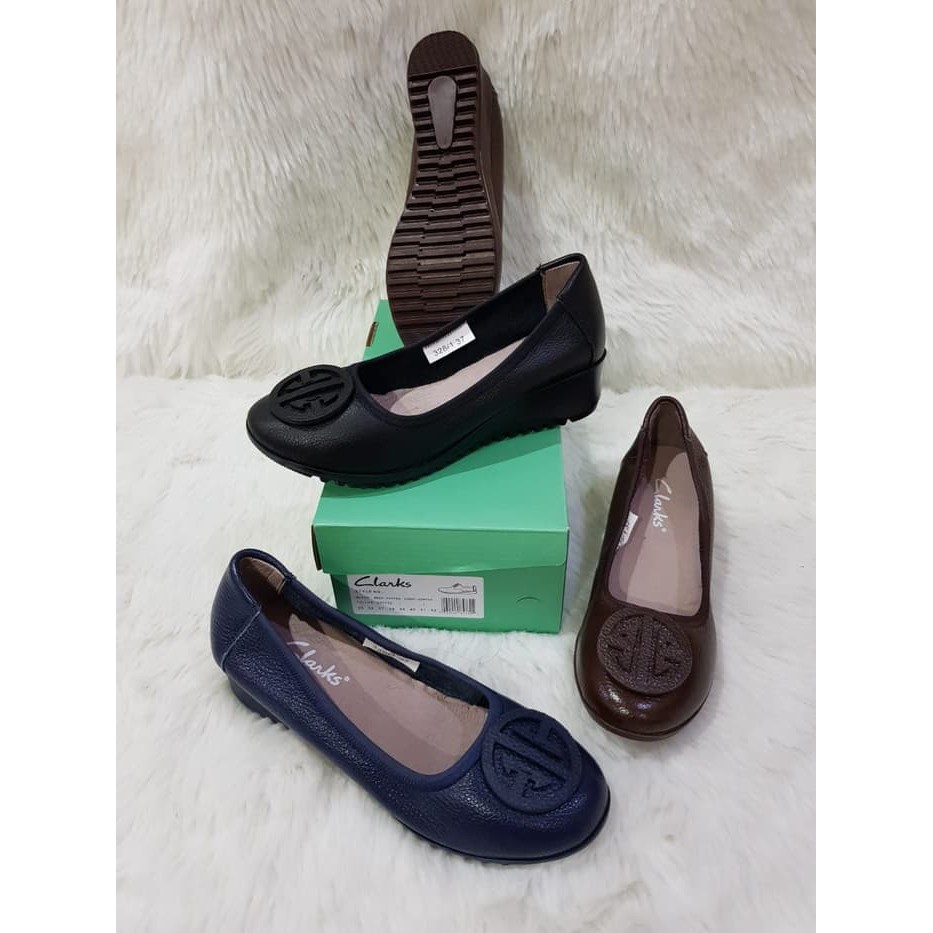 SEPATU KULIT SEPATU WANITA SEPATU FASHION SEPATU IMPORT CLARK WEDGES