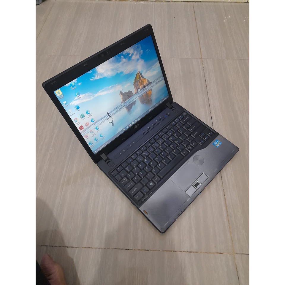 laptop Notebook second Bekas Fujitsu LIfebook P series Core i5 Ram 8gb hdd 500gb 12 inc