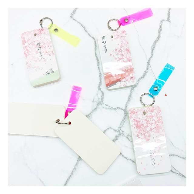 

Notes sakura with hologram plastic band