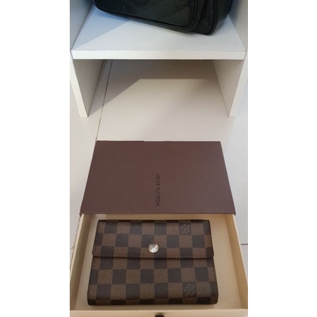 Dompet LV authentic preloved