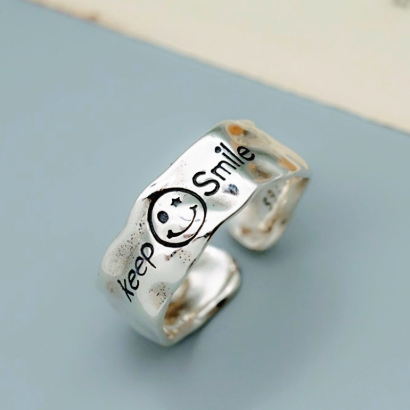 Cincin Model Terbuka Bahan Stainless Steel Motif Tulisan Smile Gaya Retro Untuk Wanita