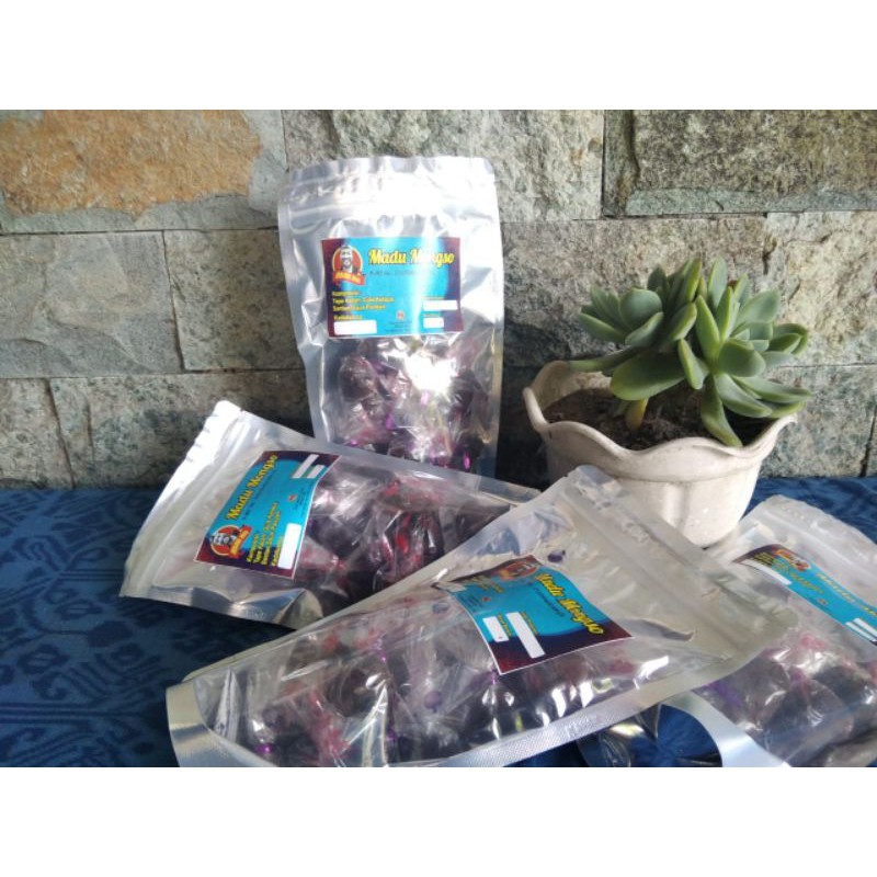 

MADU MONGSO KHAS JAWA TIMUR 250 GR