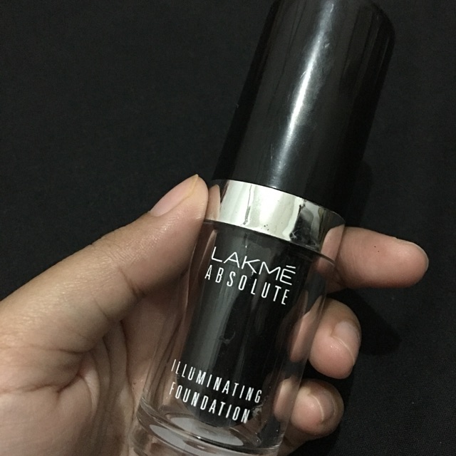 Lakme illuminating foundation