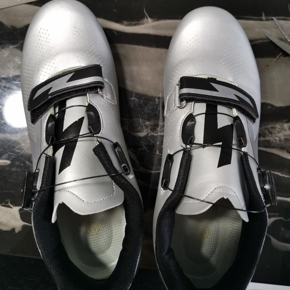 COD Bike Sepatu Sepeda Pria Non Cleat Sepatu Gowes Karet Santai Bicycle Balap Profesional Sepatu MTB Road Shoes 111