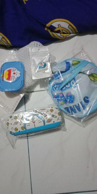 Laundry Bag Keranjang Baju Lipat Doraemon