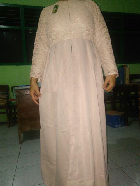 Maura Couple - Sania Ruffle Batik Couple Ori Ndoro Jowi Dnt Garansi Termurah Shopee - Sarwendah