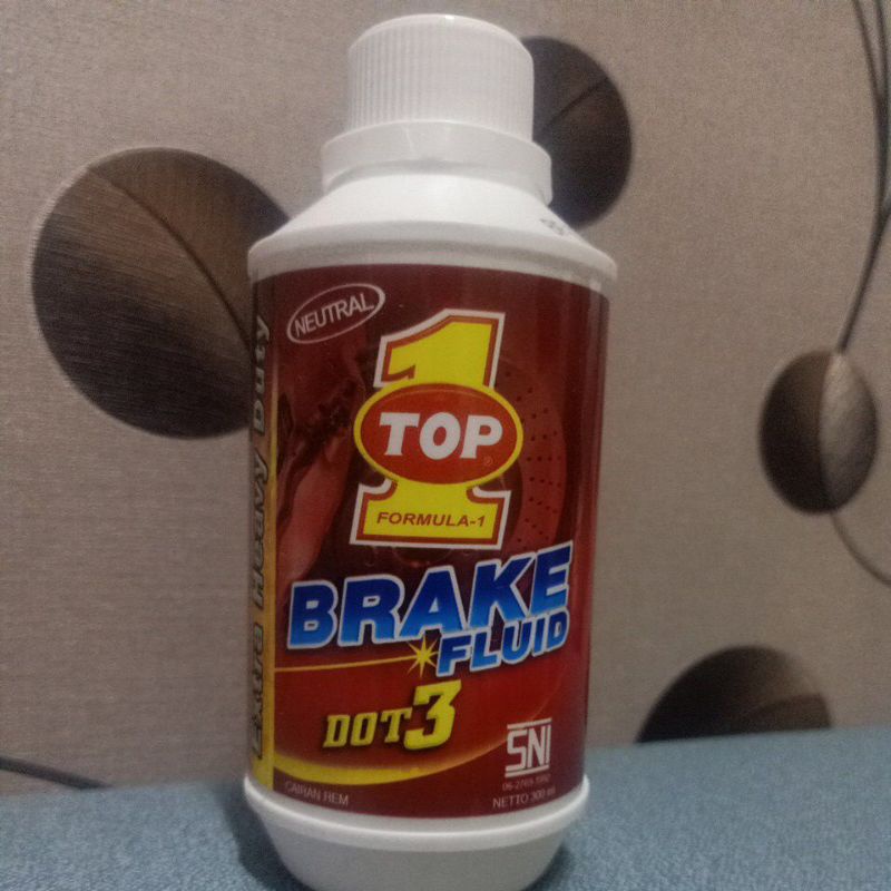 Minyak rem mobil dot 3