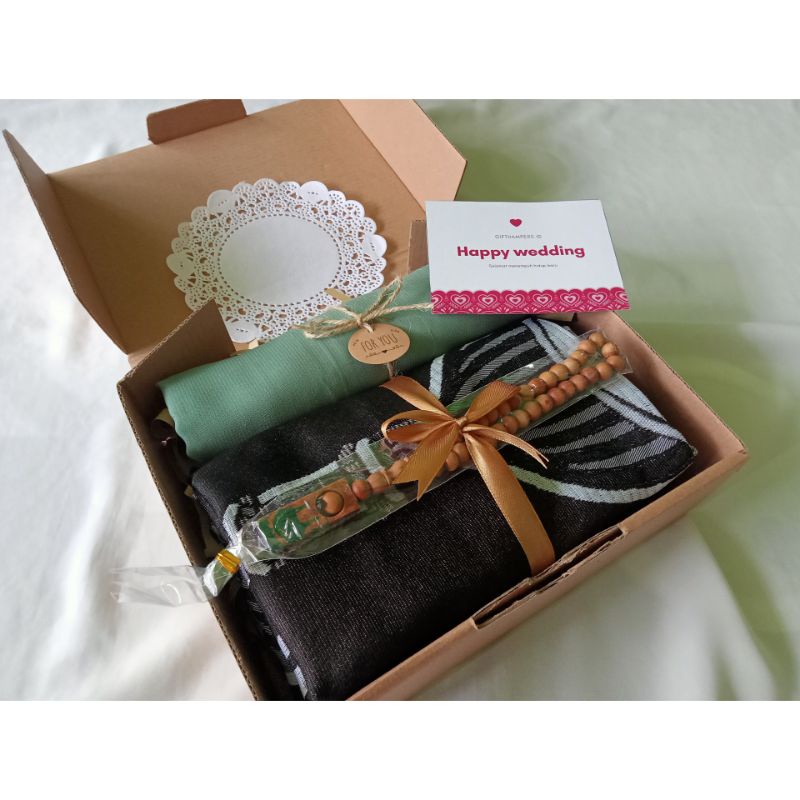 

Gift Hampers Box / Gift Wedding/ Kado Wedding/ Hampers Wedding