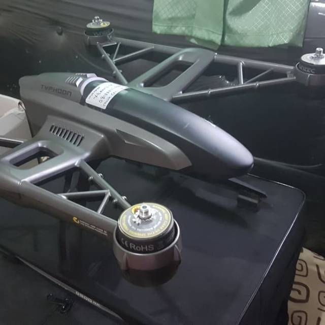 Yuneec Q500 Drone Quadcopter 4K - Kamera 12MP, Baterai Li-Po 5400mAh, Berat 1.7kg