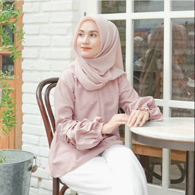 wearing klamby-luna blouse