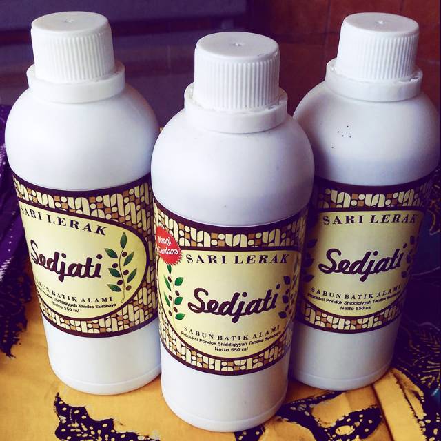 Sabun cuci Batik Lerak