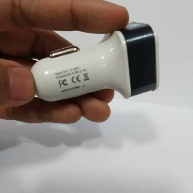 Adaptor Car charger Adapter Charger Mobil Kepala Casan Mobil 2USB