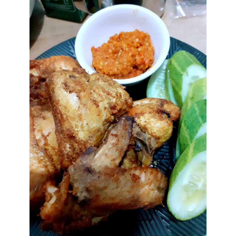 

Ayam Ungkep Bumbu Kuning 1/2 ekor Masakan Rumah