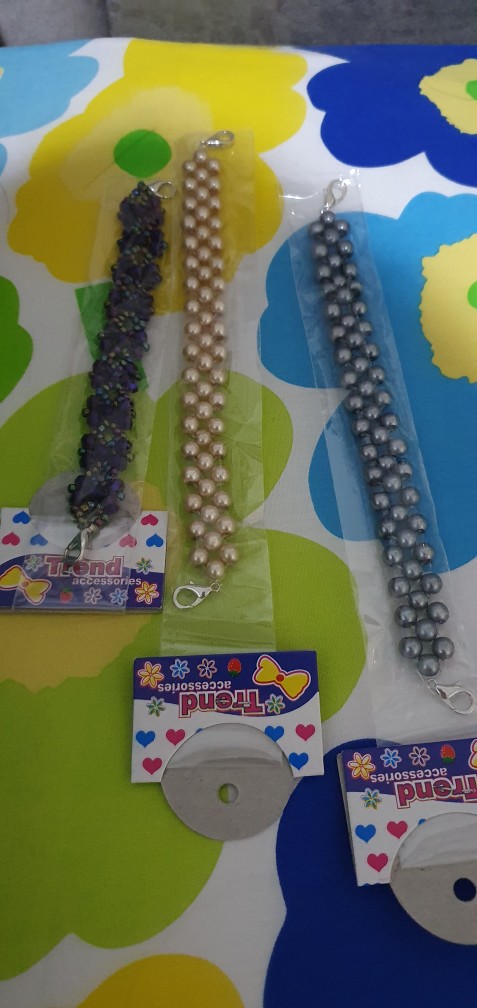 Pengait Masker Earloop Edisi Terbatas