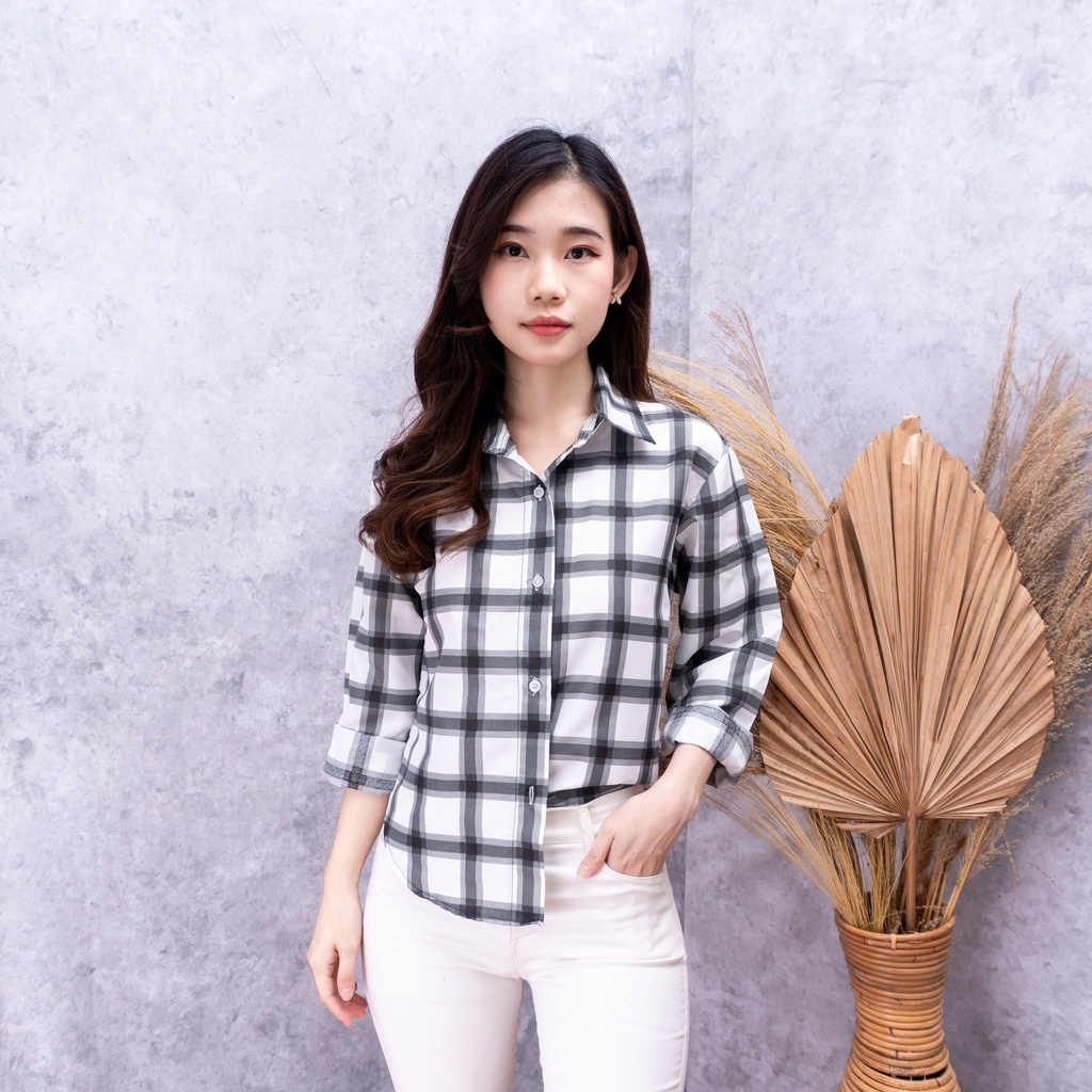 Sunday Flanel Shirt - Kemeja Wanita Flanel Tartan Kotak - Kotak-HITAM PUTIH