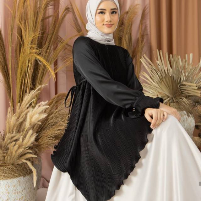 Wearing klamby kyara tunik L