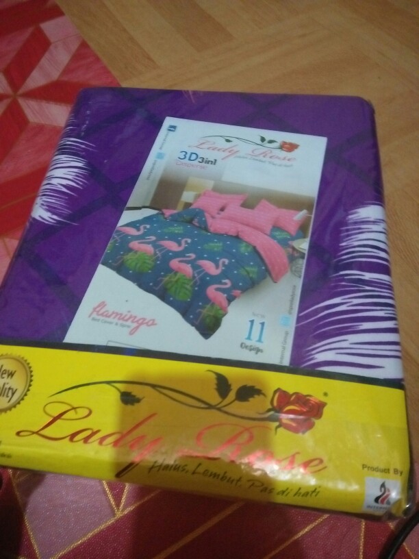 Sprei Lady Rose Uk. King (180x200) Dan Uk. Queen (160x200) Motif Bunga Bunga Kombinasi