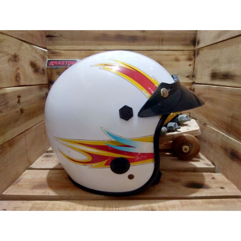 Rahasia Store Bekonang - BUSA HELM YAMAHA & SUZUKI LAWAS JADUL