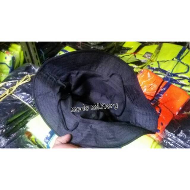 Topi rimba hitam