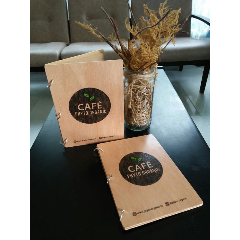 

COVER BUKU MENU KAYU RESTORAN / CAFE SIZE A5