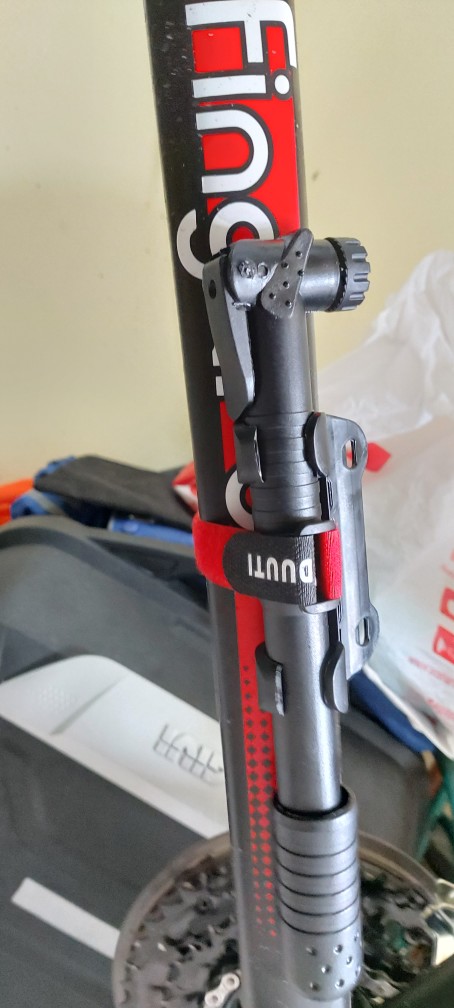 Pompa Angin Mini Untuk Sepeda Gunung