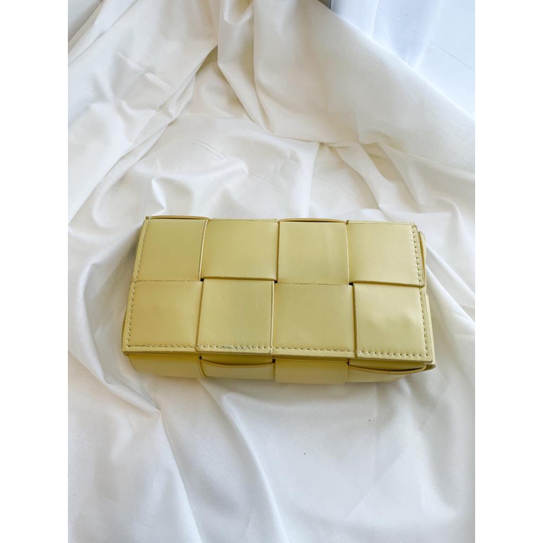 Mika clutch mini bag