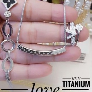 titanium set perhiasan wanita T01