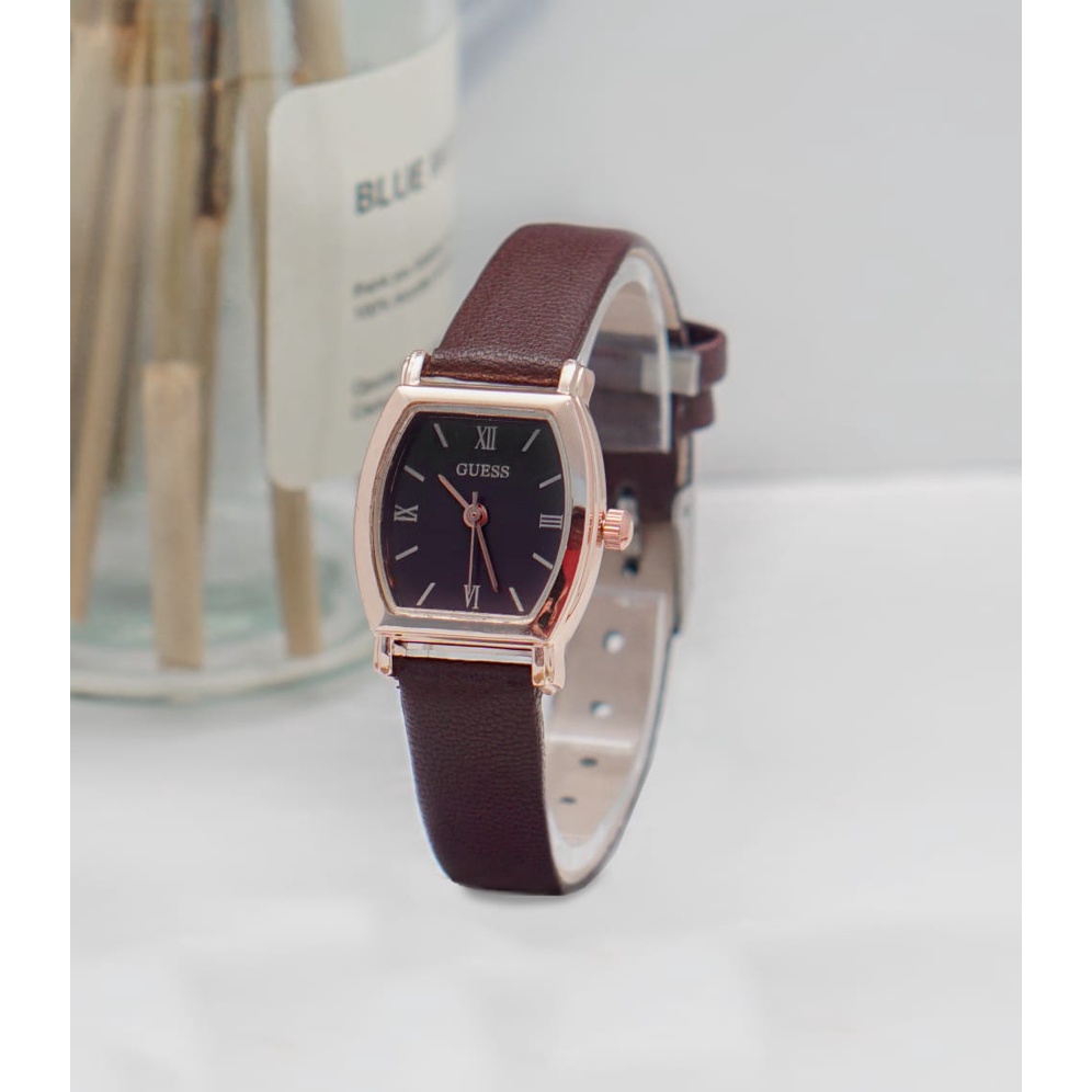 PA Jam Tangan Quartz Strap PU Analog Casual Gaya Retro Wanita Persegi Watch Korean Fashion RM023