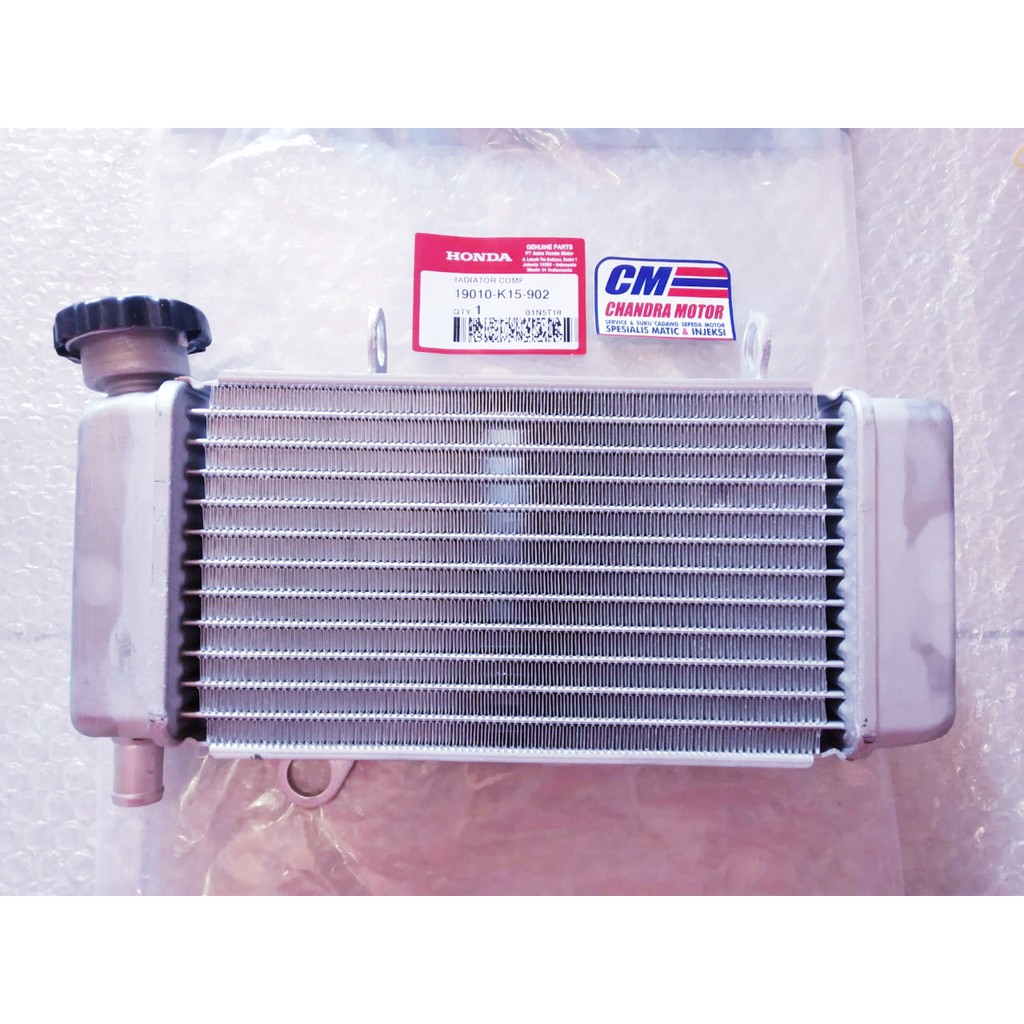 Radiator old CB150R lama  CB 150R lama 19010-K15-902 original HONDA AHM