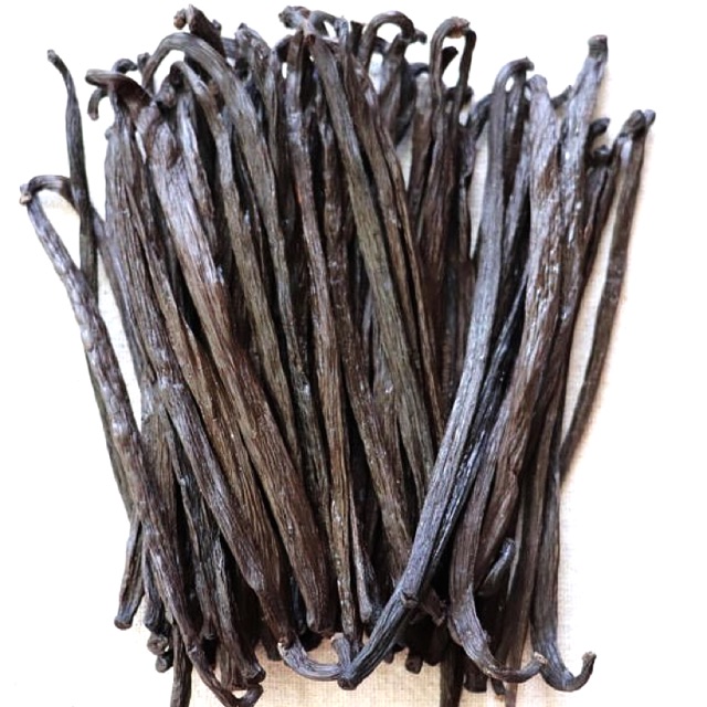 

Gourmet Vanilla Bean / Vanili Planifolia ( Madagaskar ) Premium Grade 500 Gr