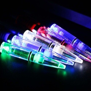 pulpen Lampu LED balpoin alat tulis  dalam gelap ballpoint