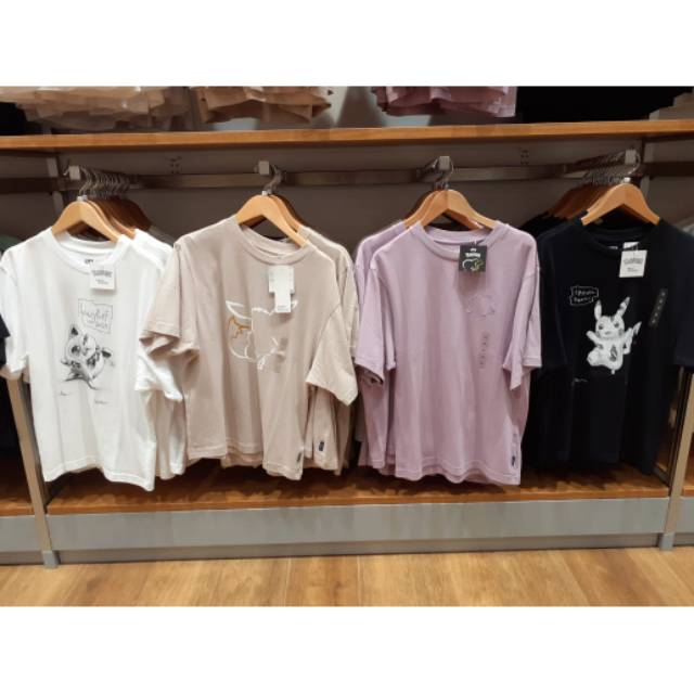 Kaos cwek pokemon uniqlo