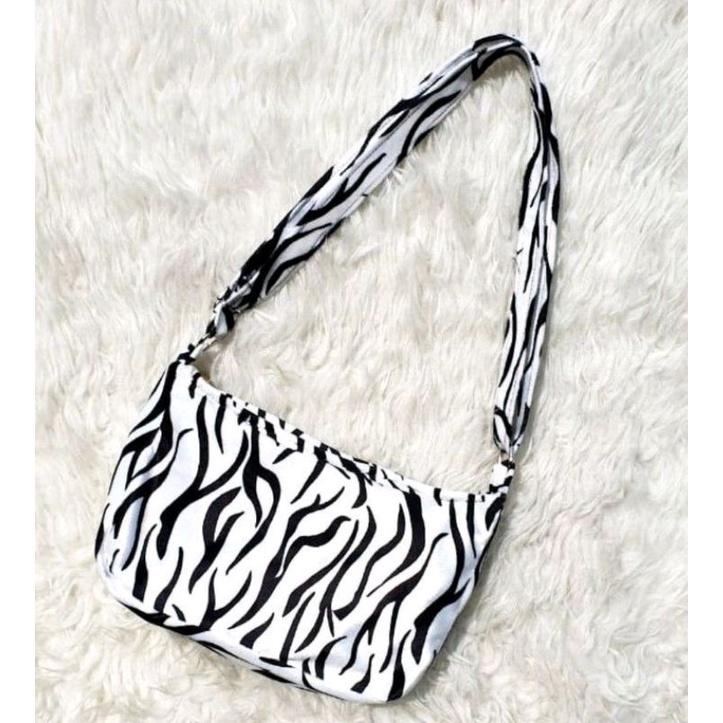 TAS SELEMPANG SAPI ZEBRA LEOPARD WANITA ANIMALS FLUFFY FUR BAG SHOULDER BAG HAND BAG SLING BAG KOREA VINTAGE BAHAN BULU BLUDRU-Tas Zebra