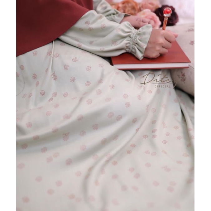 DITSY Agustus 2022 addia pistachio S