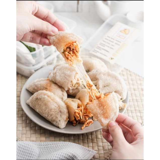

CIRENG ISI AYAM TAICHAN PEDAS ISI 5PCS JUMBO