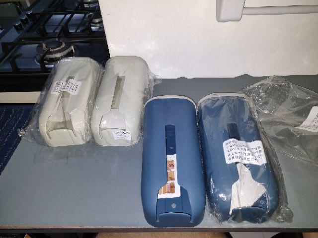 Dispenser Kantong Sampah Model Ditempel Pada Dinding, Bahan Plastik