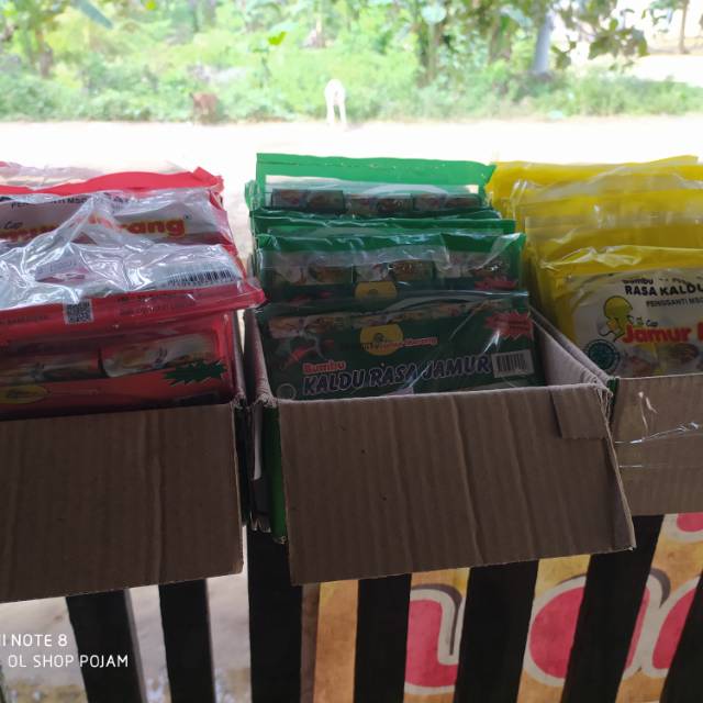 

paket hemat kaldu jamur merang/ mix / isi 3 pack