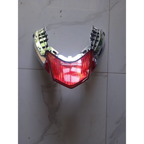 lampu stop lampu belakang vario techno 125