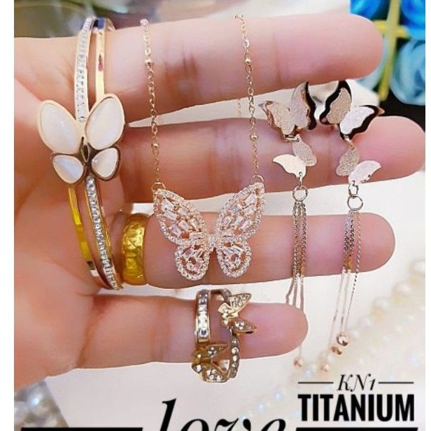 Titanium set perhiasan 2847