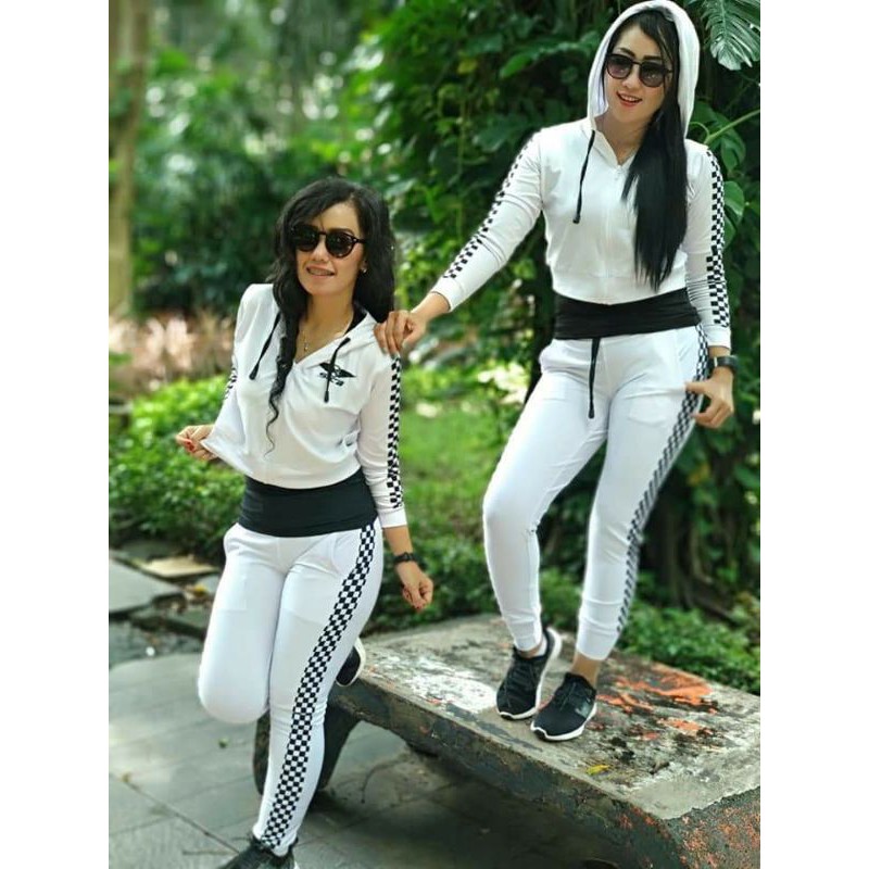 BAJU SENAM SXB CONTRAST CHECKED SLEEVE CROP JACKET HOODIE AND JOGGER