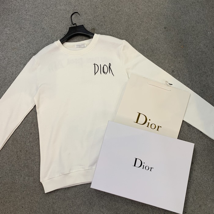 

Unik Christian Dior White Classic Sweater + Box Paperbag & Bill Diskon